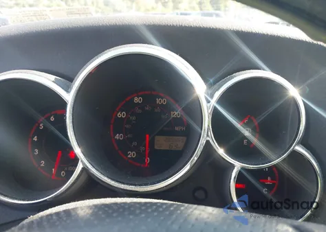 2004 Pontiac Vibe из США, поврежденный, VIN 5Y2SL62834Z446375